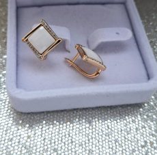 Paauksuoti auskarai „Kvadro“ su baltų cirkonių